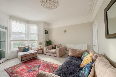 3 bedroom flat for sale, Landemann Circus, Weston-Super-Mare BS23
