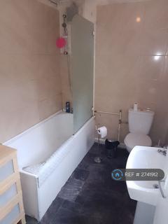 2 bedroom terraced house to rent, Cecil Street, Nottingham, NG7