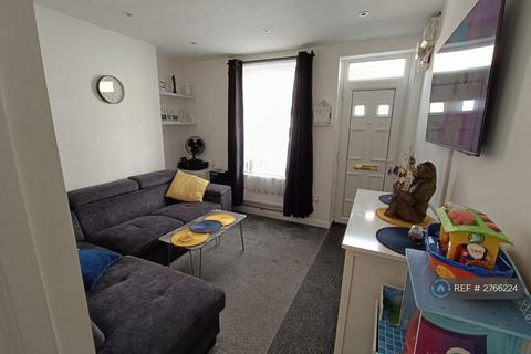 3 bedroom terraced house to rent, Sir Lewis Street, King's Lynn, PE30