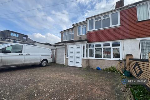 undefined, Hadley Gardens, Southall, UB2