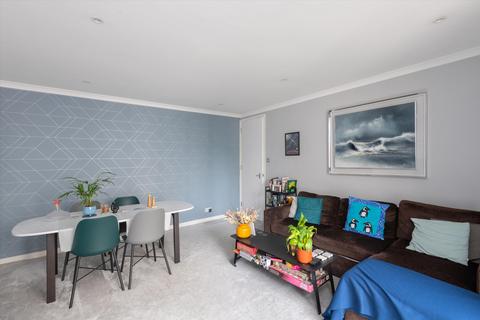 2 bedroom flat for sale, Lavington, Greville Place, London NW6