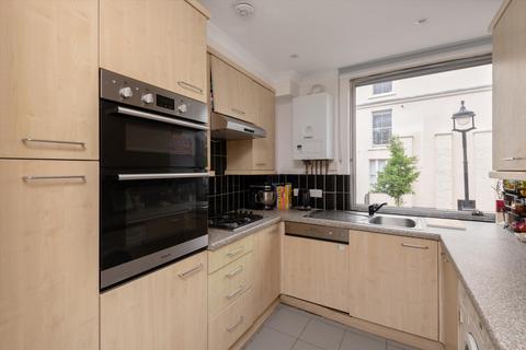 2 bedroom flat for sale, Lavington, Greville Place, London NW6