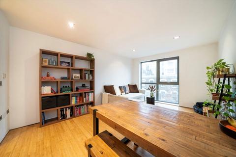 2 bedroom flat for sale, Kingsland Road, London E8