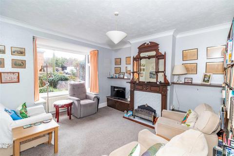 4 bedroom end of terrace house for sale, Meadow Road, Worthing