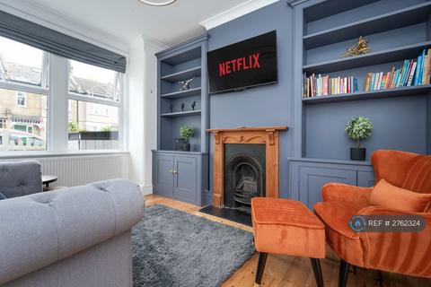 undefined, Chestnut Road, London, SW20