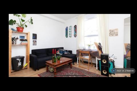 undefined, Downs Road, London, E5