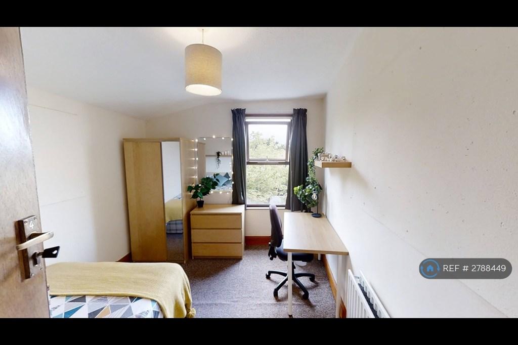Room 4