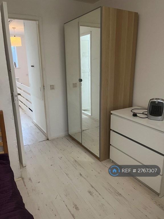 Double Bed Room