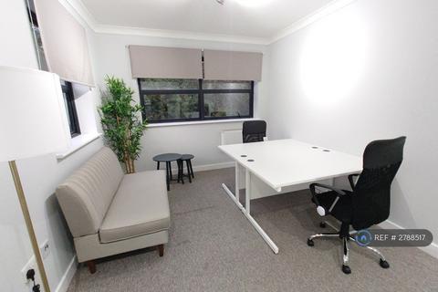 Studio to rent, Edgware, Edgware, HA7