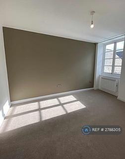 3 bedroom maisonette to rent, Queen Street, Newton Abbot, TQ12
