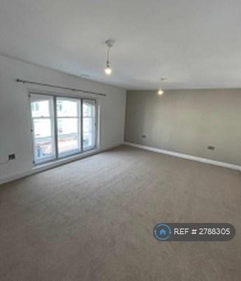 2 Nd Floor Front Bedroom