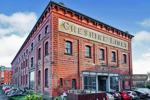 2 bedroom flat to rent, Barton Court, Warrington, WA2