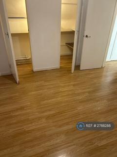 2 bedroom maisonette to rent, Culling Road, London, SE16