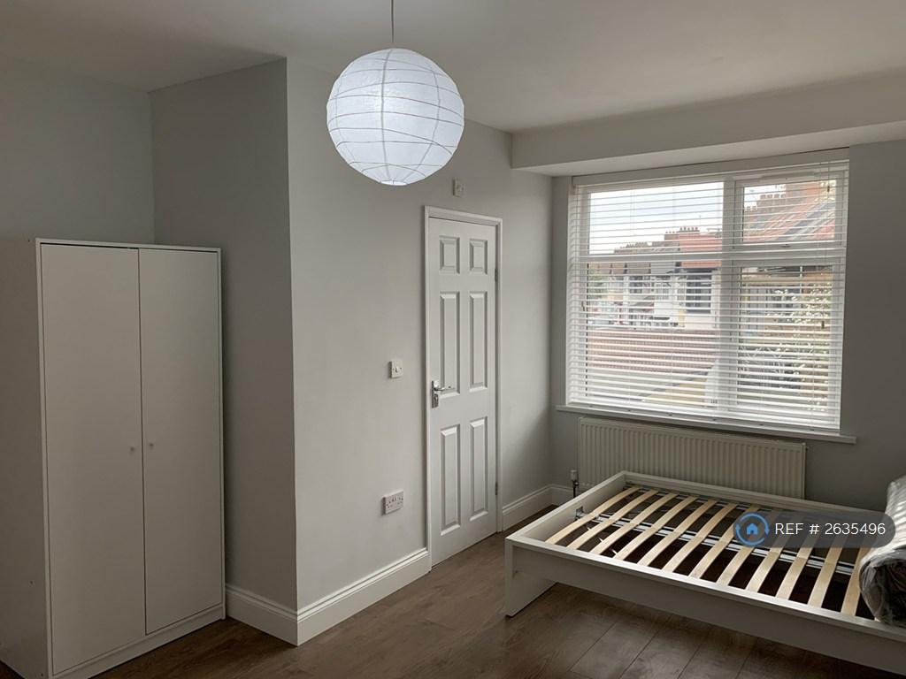 Large Double Room