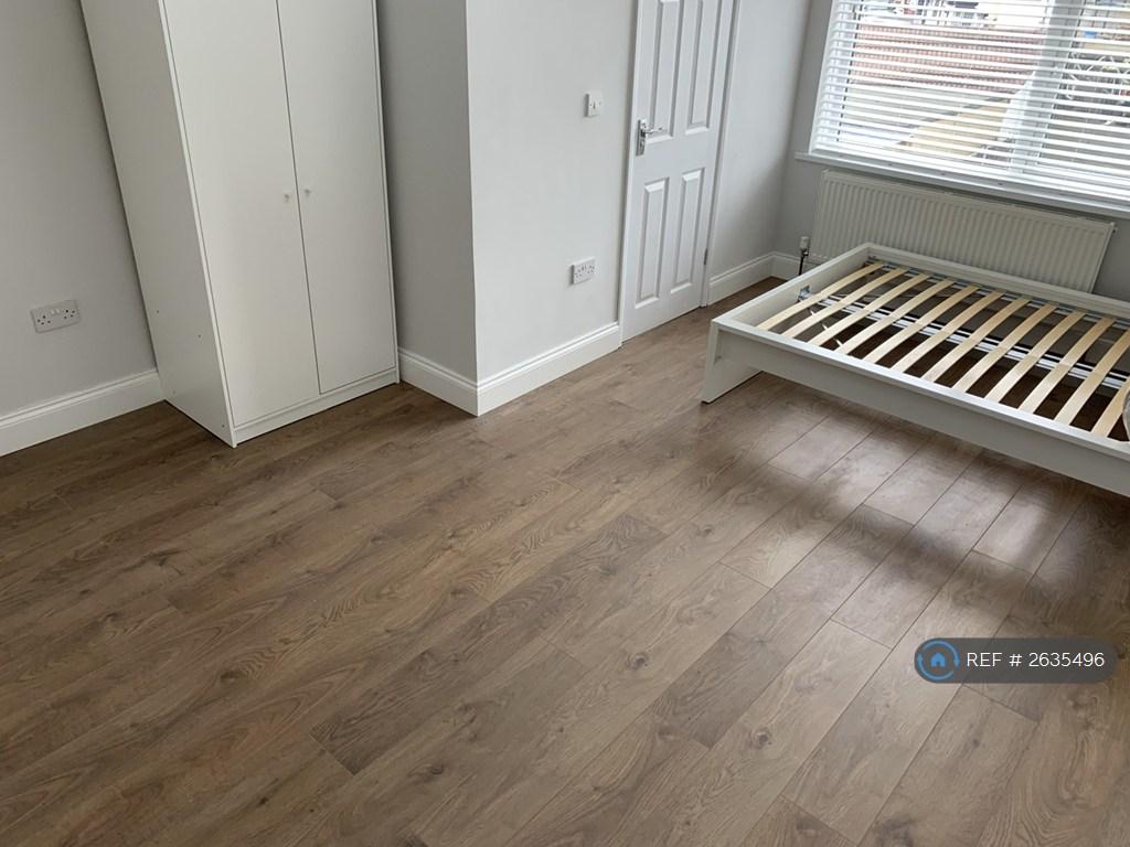 Large Double Room