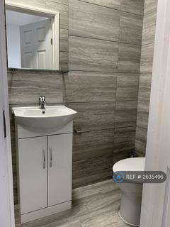 1 bedroom in a house share to rent, Perth Road, Ilford, IG2