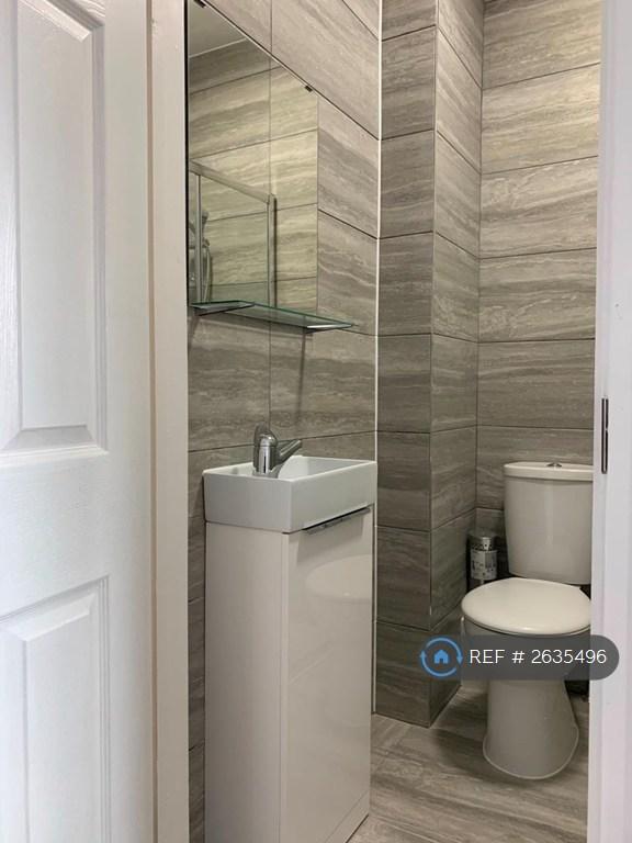 Single En-Suite Room