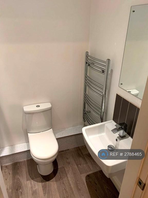 En Suite 2