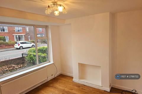 3 bedroom semi-detached house to rent, Holden Road, Leigh, WN7