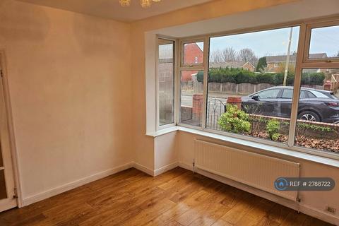 3 bedroom semi-detached house to rent, Holden Road, Leigh, WN7