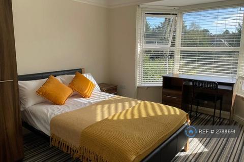 1 bedroom in a house share to rent, Bournemouth Road, Poole, BH14