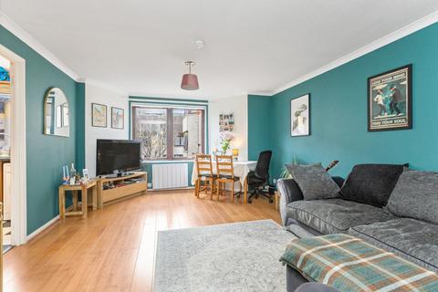 undefined, 4/3  New Orchardfield , Edinburgh EH6