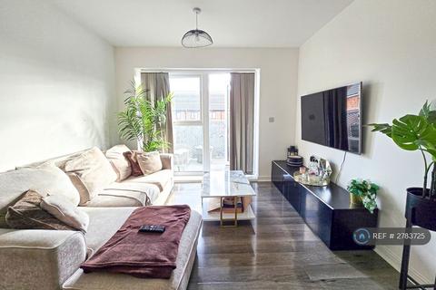 undefined, West Thurrock, Grays, RM20