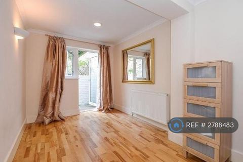 undefined, Medina Road, London, N7