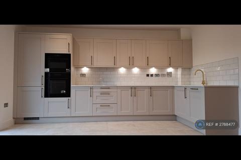 2 bedroom flat to rent, Harrison Lane, Ashford, TN24
