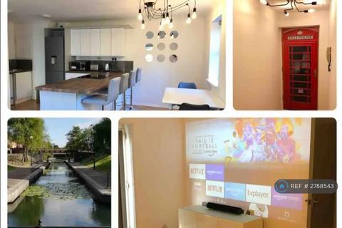 undefined, Roxby Court, Cardiff, CF10