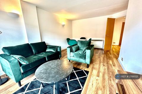 2 bedroom flat to rent, The Quays, Leeds, LS1
