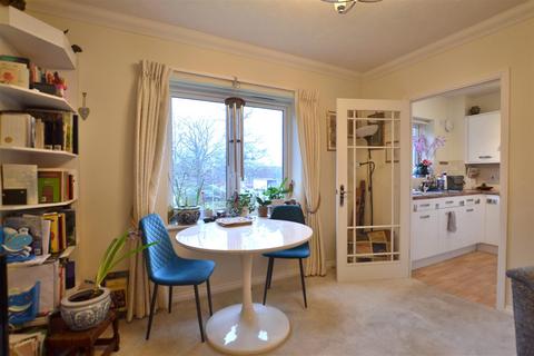 undefined, Branksomewood Road, Fleet GU51