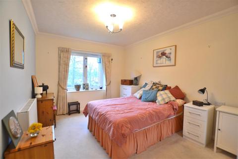 undefined, Branksomewood Road, Fleet GU51