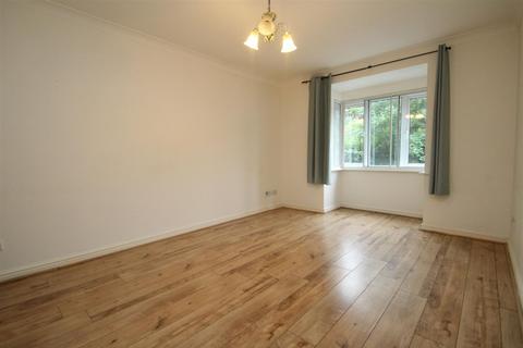 2 bedroom flat to rent, London Road, Hemel Hempstead, HP3