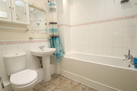 2 bedroom flat to rent, London Road, Hemel Hempstead, HP3