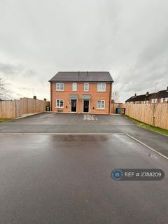 2 bedroom semi-detached house to rent, Rothay Drive, Manchester, M24