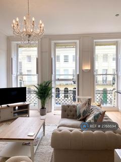 1 bedroom flat to rent, Oriental Place, Brighton, BN1