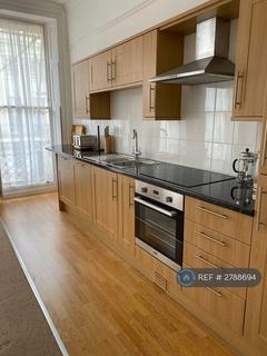 1 bedroom flat to rent, Oriental Place, Brighton, BN1