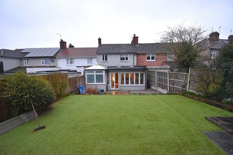 3 bedroom end of terrace house for sale, Sky Peals Road, Woodford Green, Essex. IG8 9NF