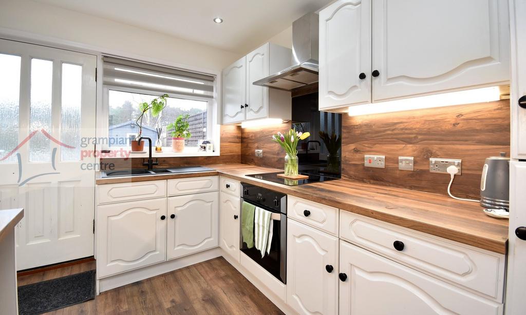 Kitchen .JPG