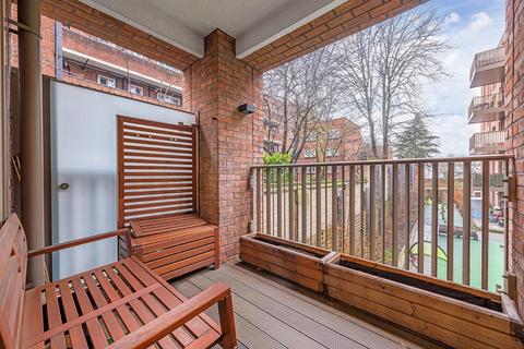 1 bedroom flat for sale, Brixton Hill, London SW2