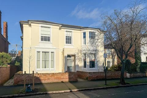 undefined, Russell Terrace, Leamington Spa