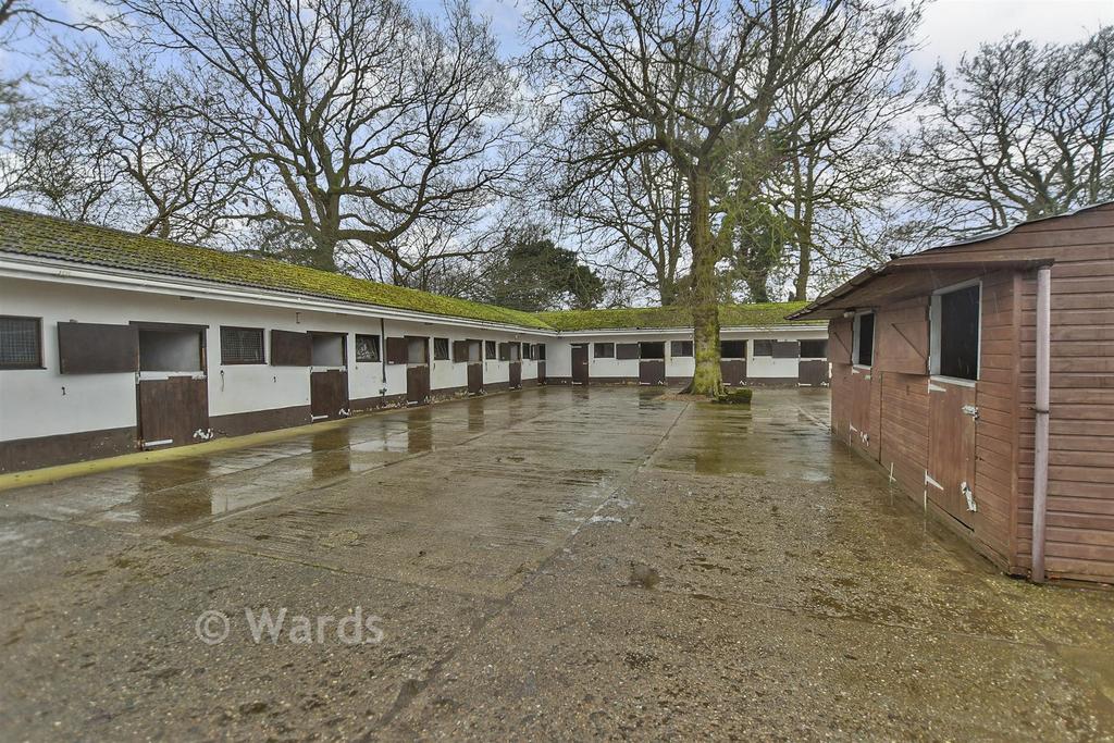 Workshop/Outbuildings