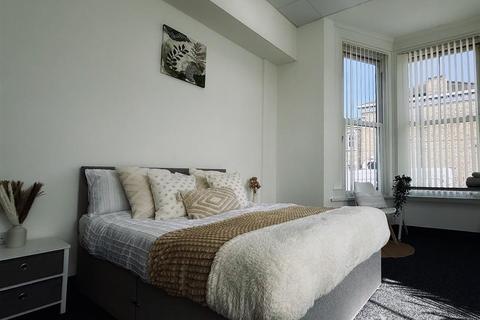 undefined, Ensuite Rooms - 232 Spring Bank, Hull