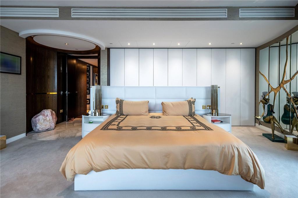 Principal Bedroom