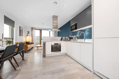 2 bedroom flat for sale, Stockwell Road, London SW9