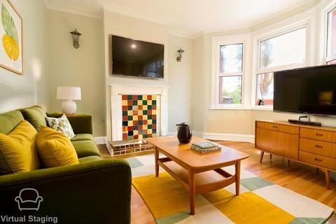 2 bedroom apartment to rent, Carr Road, London E17