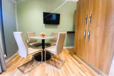 2 bedroom semi-detached bungalow for sale, 64 Oakbank Avenue, Chadderton, Oldham, OL9 0PP