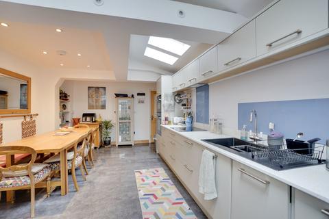 undefined, Silver Street, Cambridge CB25