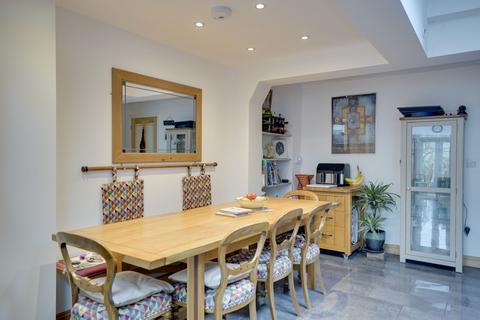 2 bedroom terraced house for sale, Silver Street, Cambridge CB25
